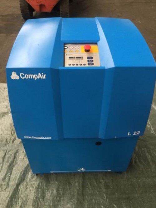 Гвинтовий компресор б/в COMPAIR L22